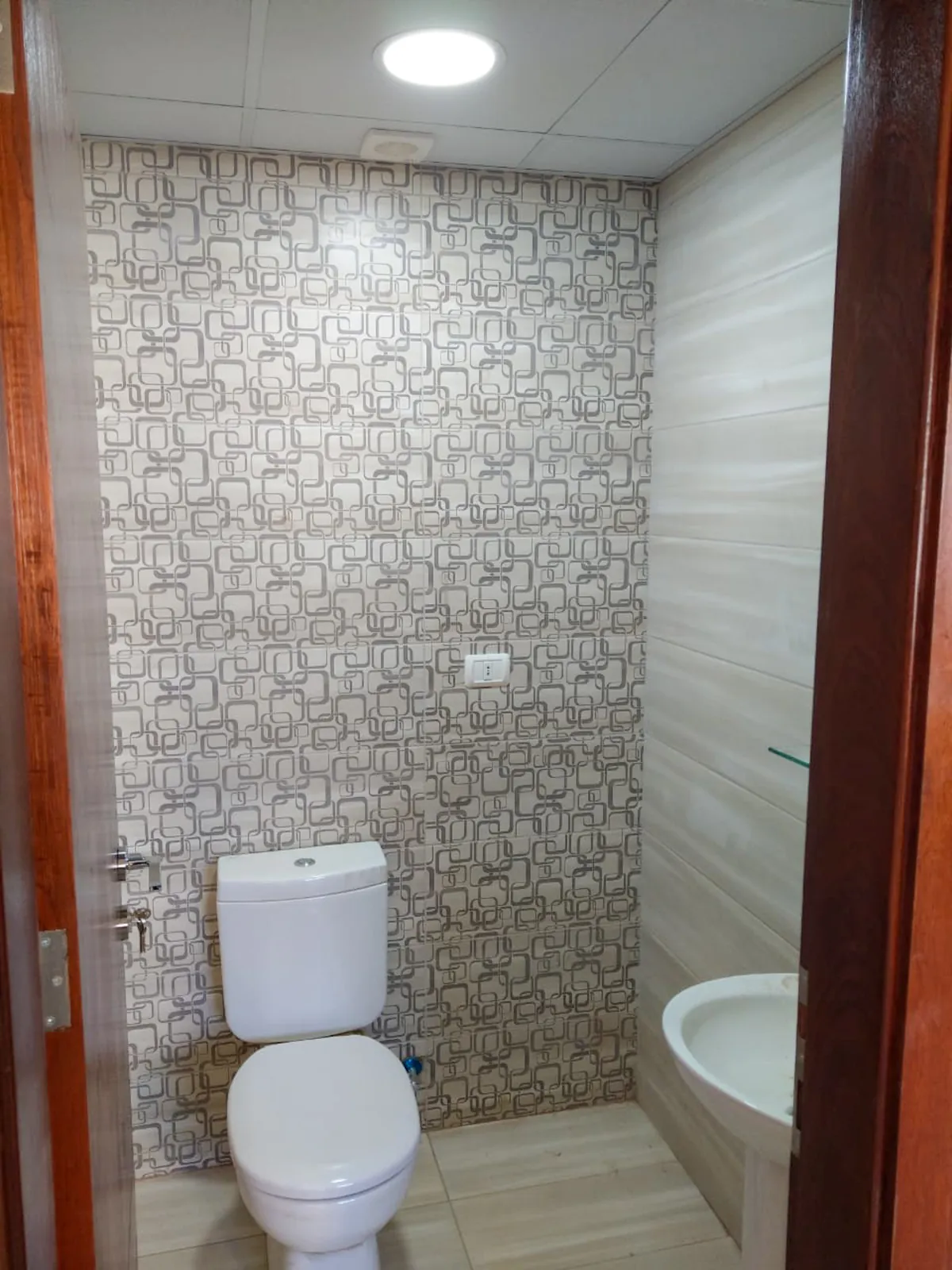 Office for Rent in Dbayeh, Metn — الصورة 5