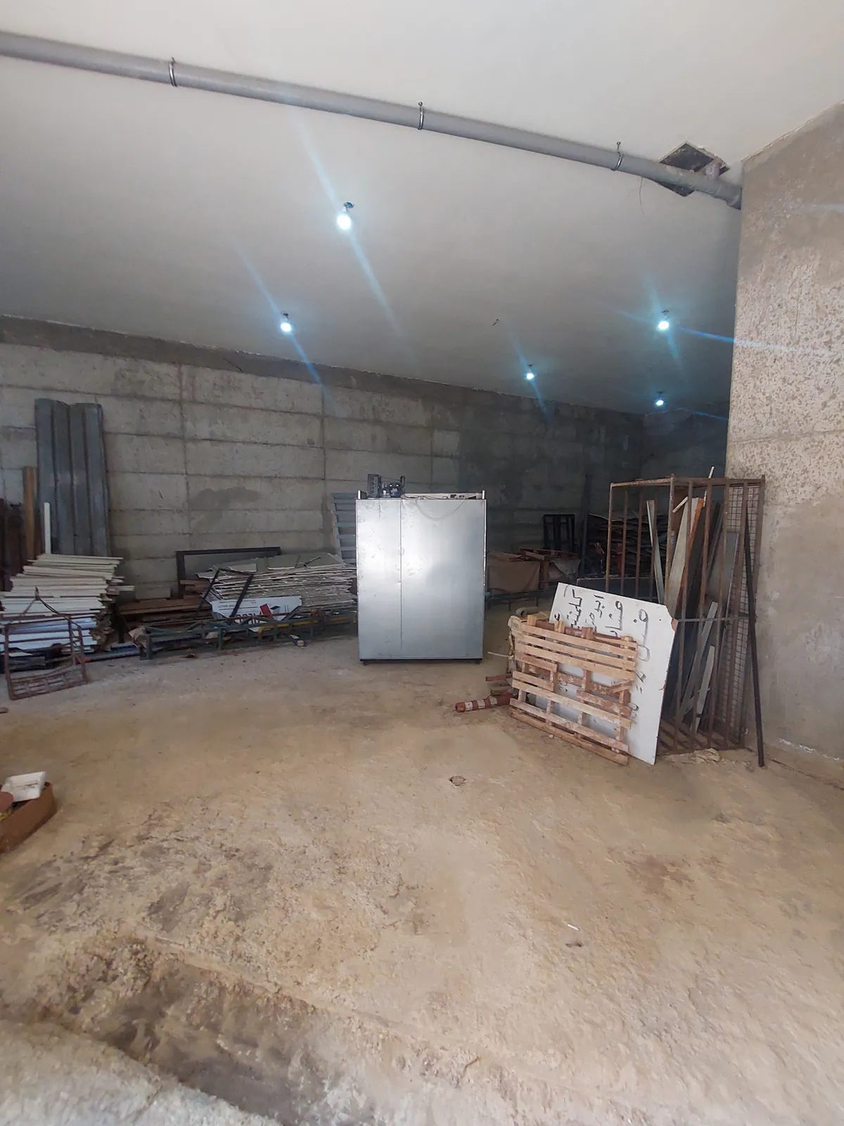 Warehouse for Rent in Dbayeh, Metn — الصورة 5