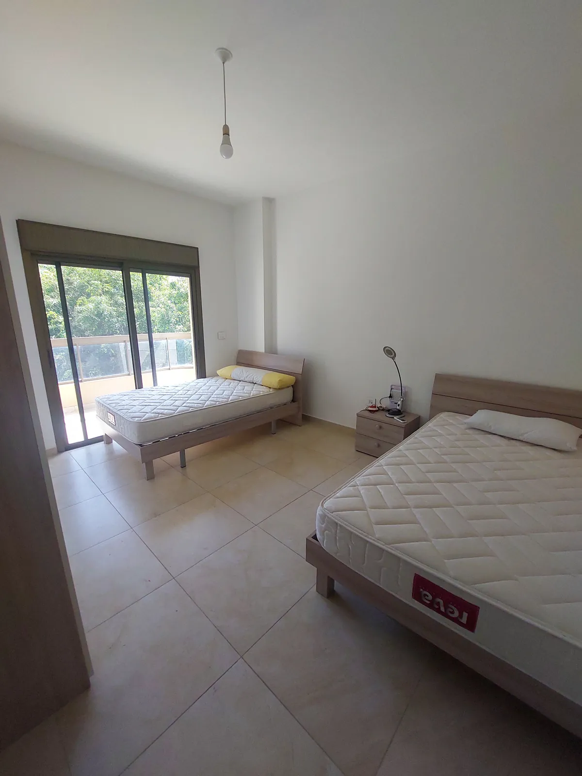 Semi-Furnished Apartment for Rent in Dbayeh, Metn — الصورة 5