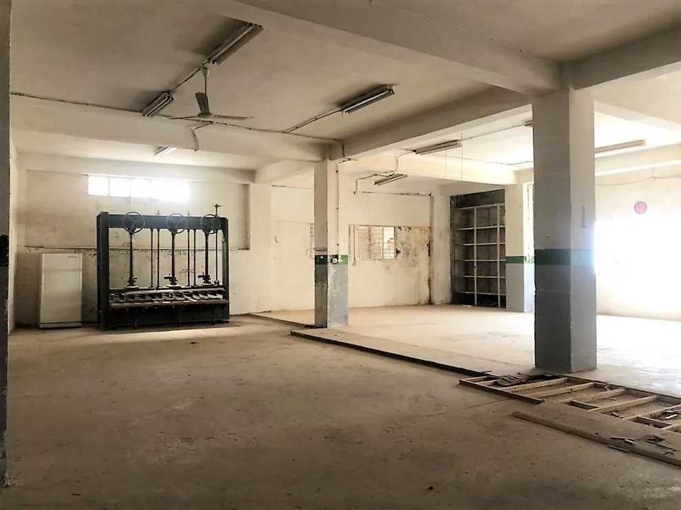 Prime Location Warehouse in Mansourieh, Metn — الصورة 2