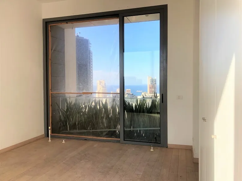 Luxurious Apartment in Achrafieh, Beirut with Sea & Mountain View — photo 5
