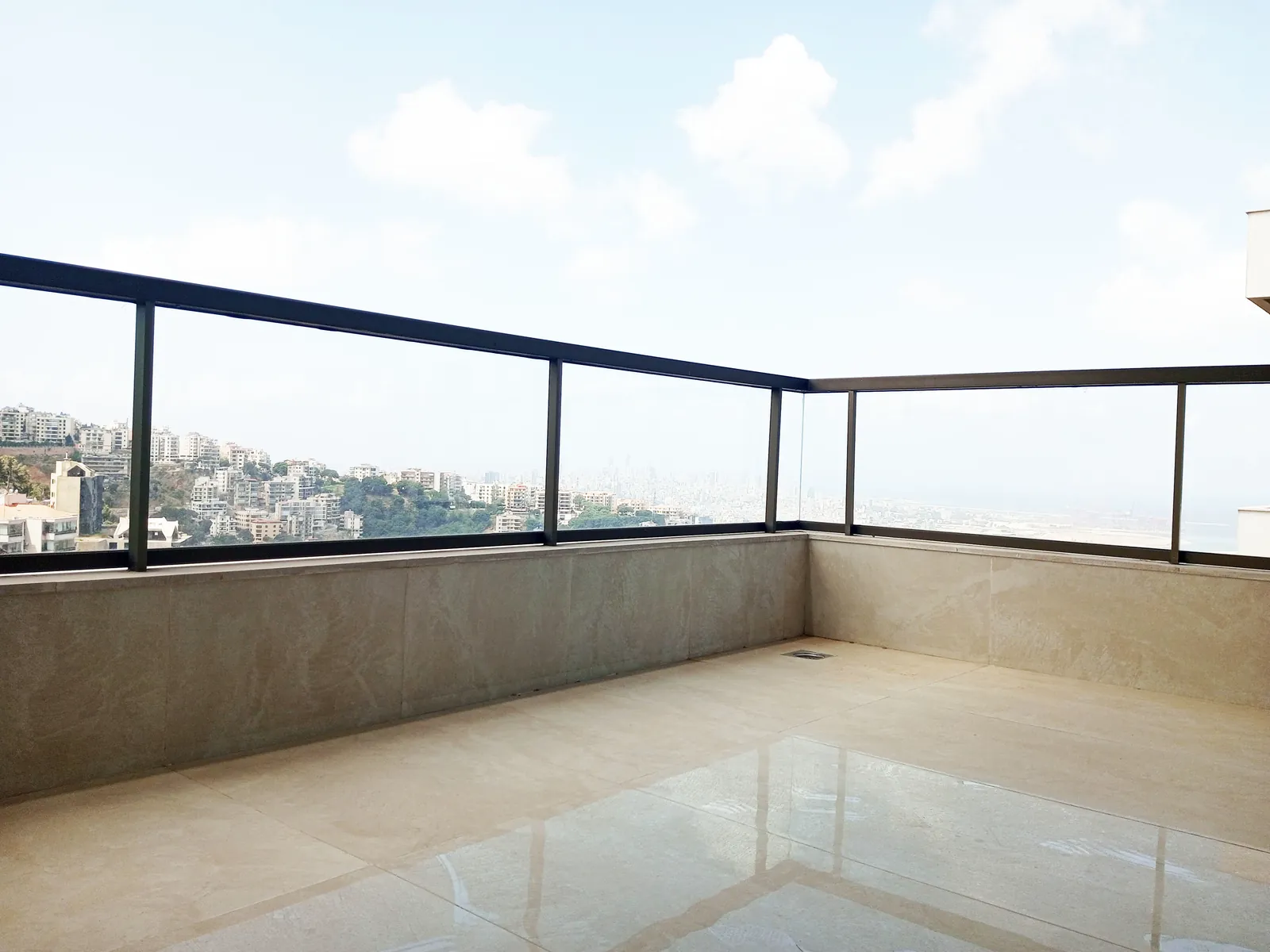 Apartment in Roumieh, Metn with Open View — الصورة 3