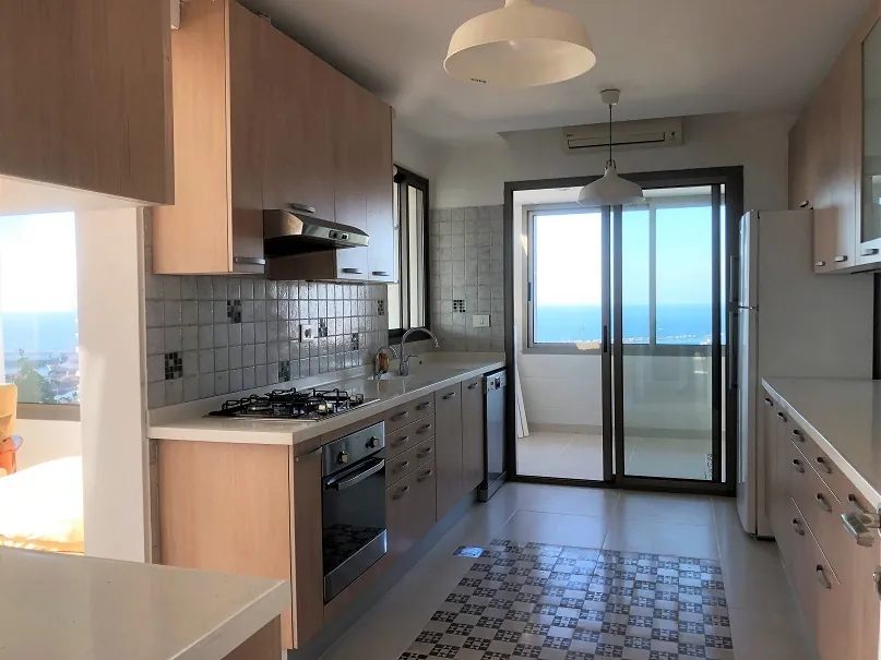 Fully Furnished Modern Apartment for Rent in Achrafieh, Beirut — الصورة 5