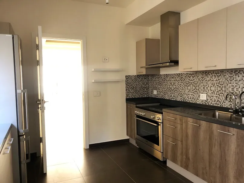 Prime Location Apartment in Achrafieh, Beirut — photo 3