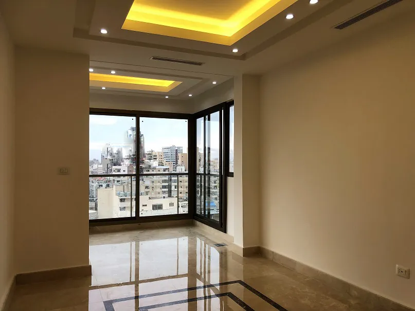 Apartment in Spears, Beirut with City View — photo 3