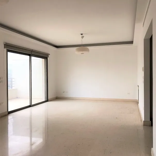 Duplex for Rent in Achrafieh, Beirut with Mountain and City View — الصورة 4