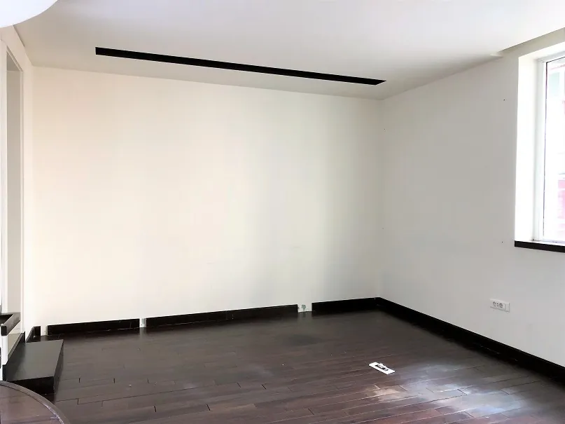 Prime Location Office for Rent in Achrafieh, Beirut — الصورة 3