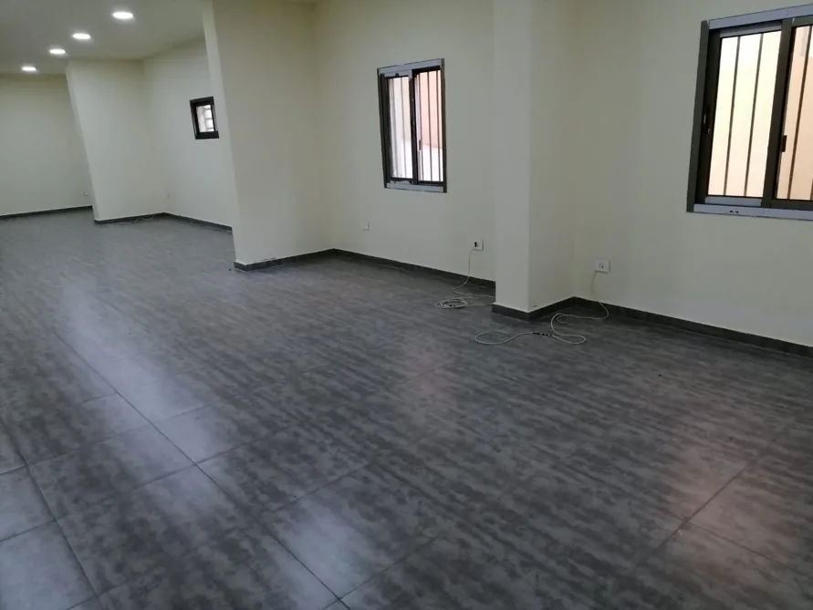 Office for Rent in Zouk Mikael, Keserwan — الصورة 3