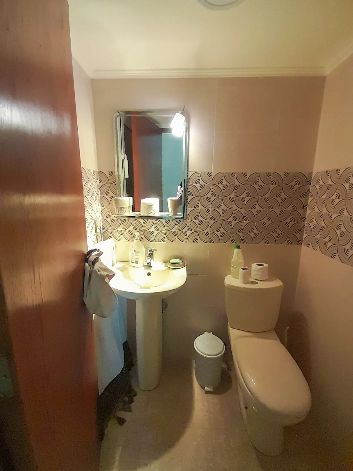 Apartment for Sale or for Rent in Douar, Metn with Mountain View — الصورة 4
