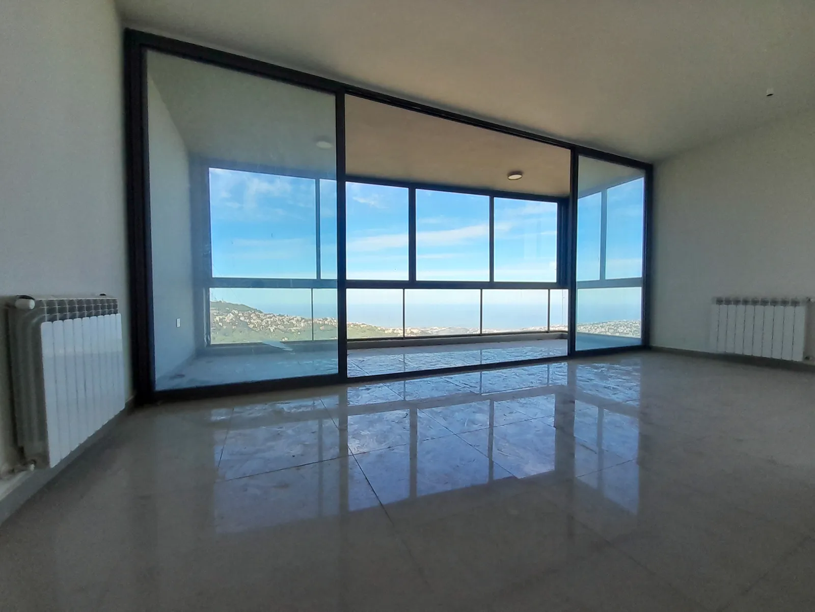 Apartment in Chouaiyya, Metn with Sea and Mountain View — الصورة 2