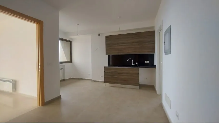 High-end Apartment in Sahel Alma, Keserwan — الصورة 2