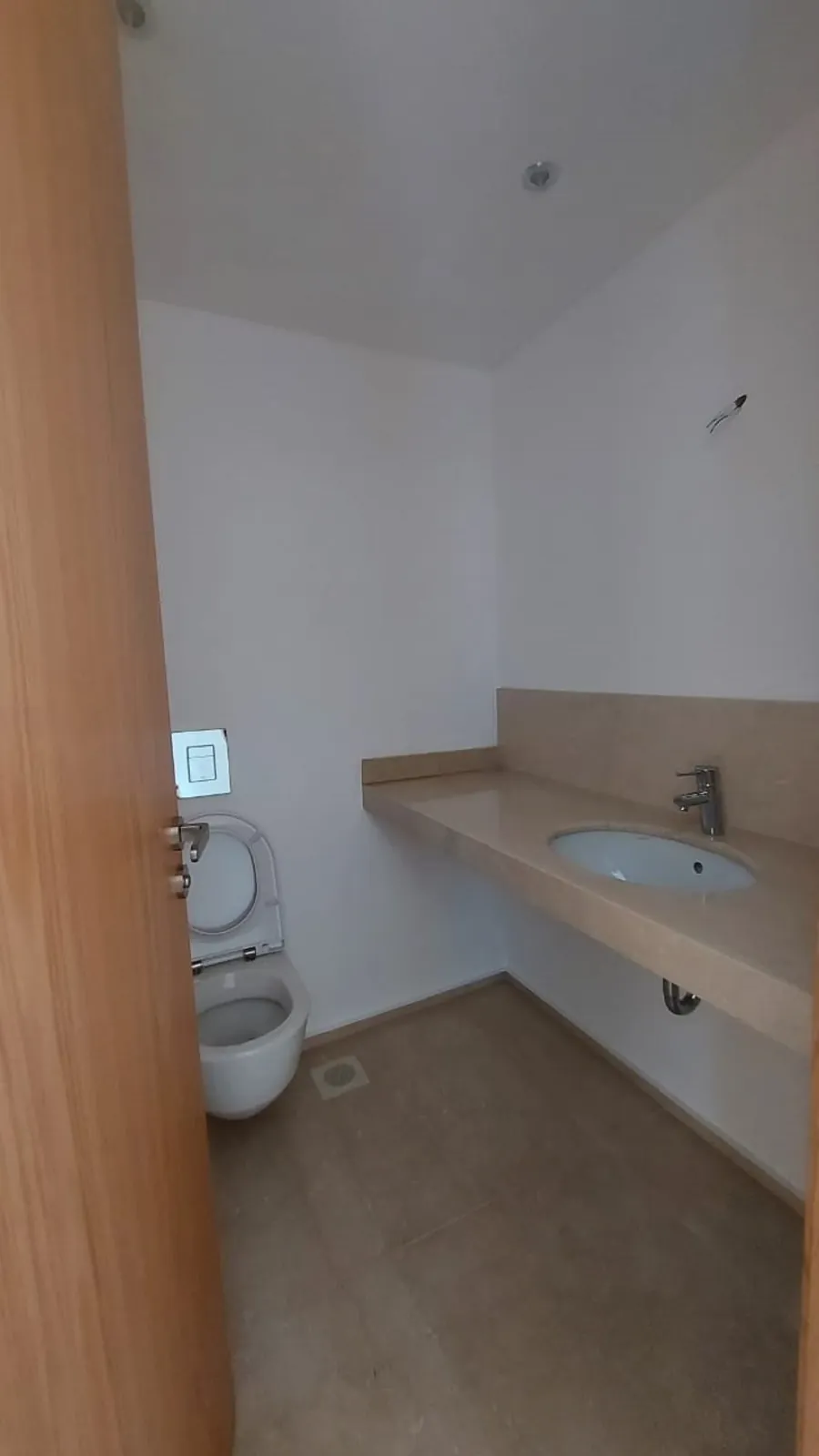 High-end Apartment in Sahel Alma, Keserwan — الصورة 5