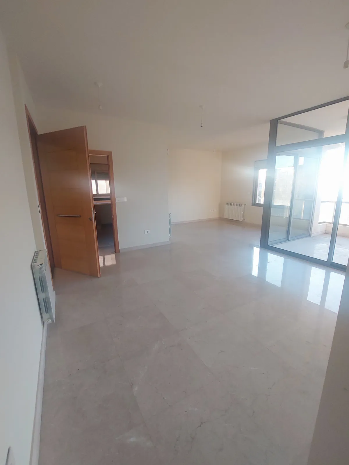 Apartment for Rent in Mazraat Yachouh, Metn — الصورة 2