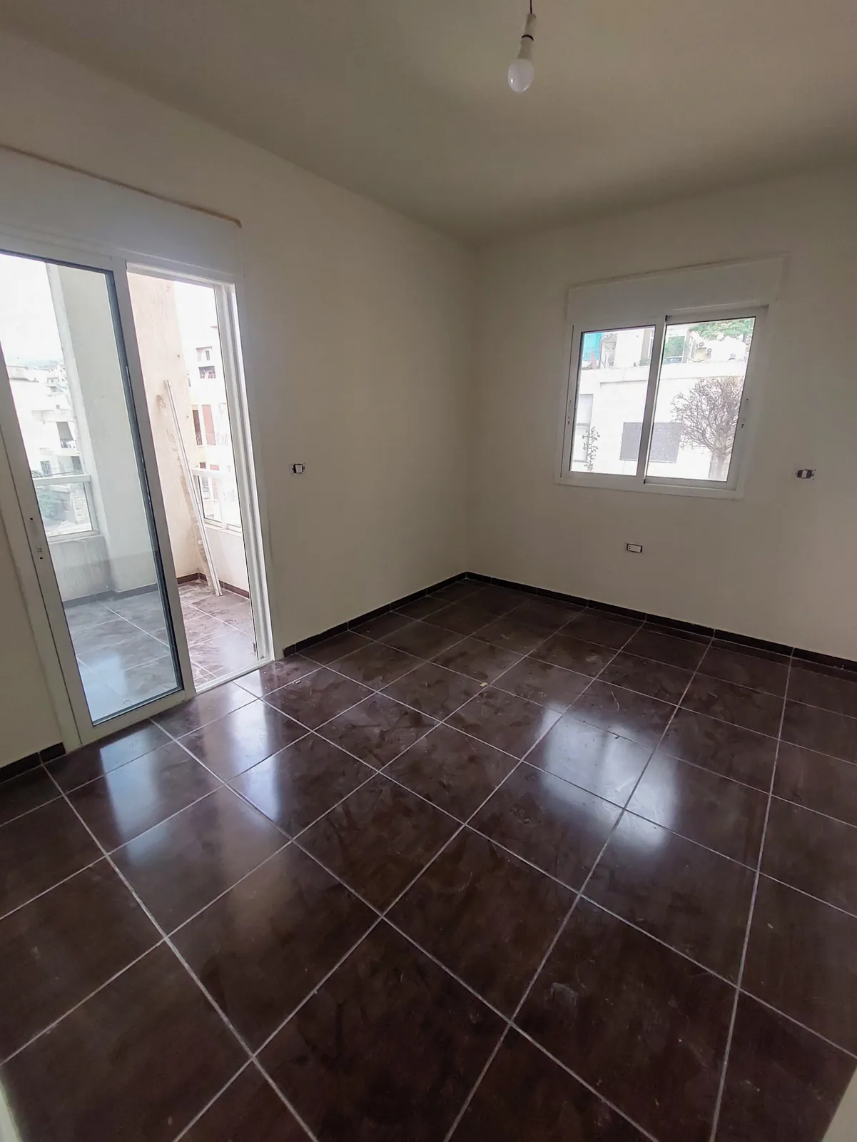 Apartment for Rent in Zikrit, Metn — الصورة 3