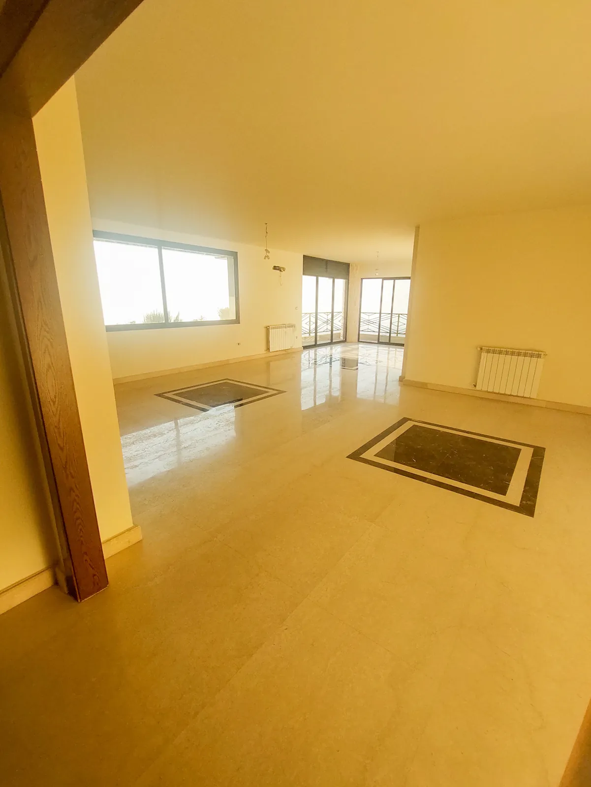 Luxurious Apartment in Elissar, Metn with View — الصورة 3