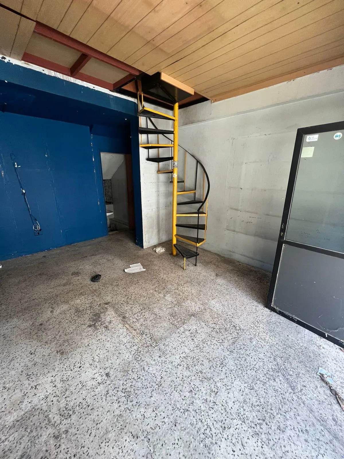 Duplex Shop in Jdeideh, Metn — photo 2