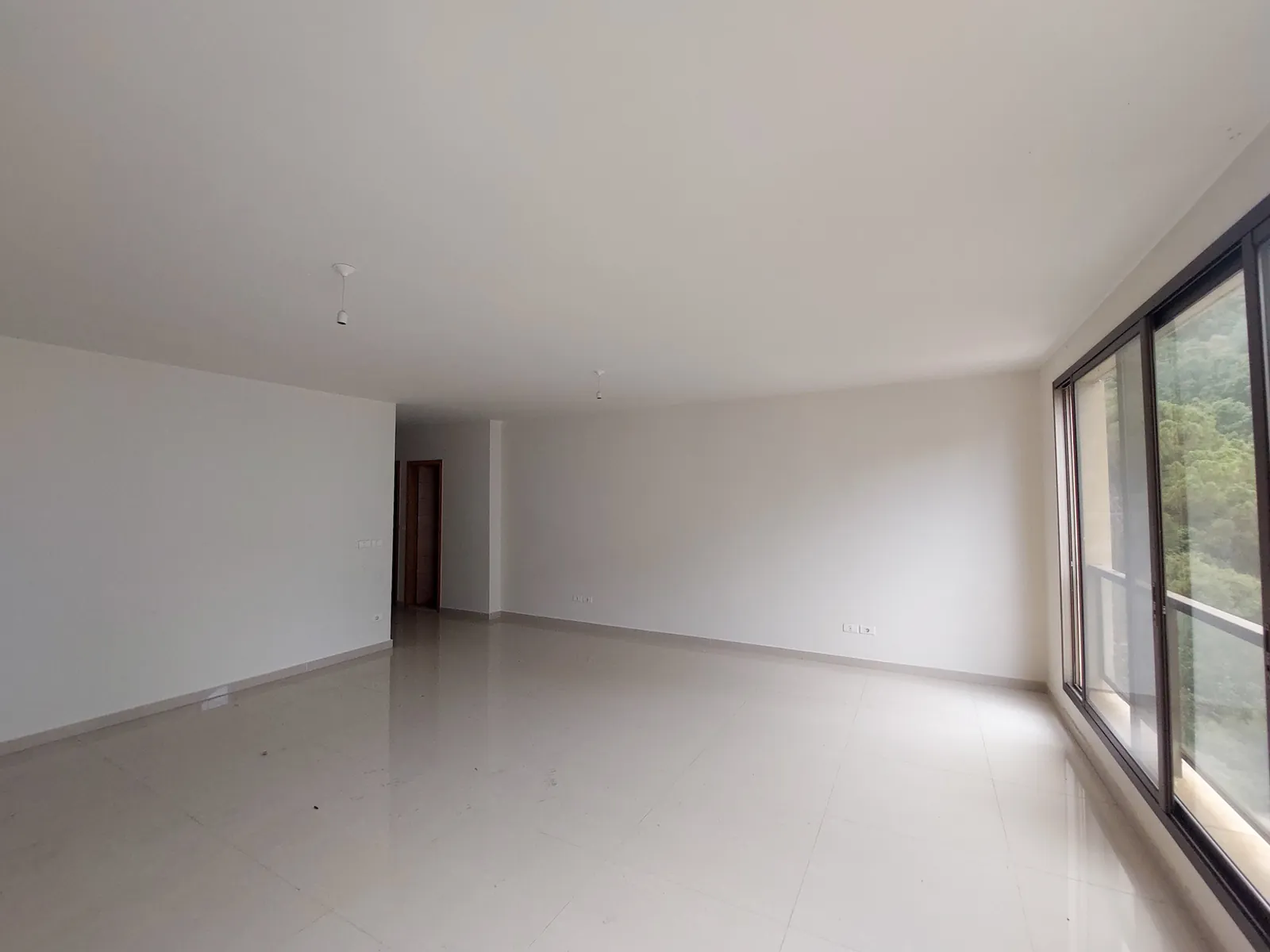 Apartment in Naccache, Metn with Terrace — الصورة 2