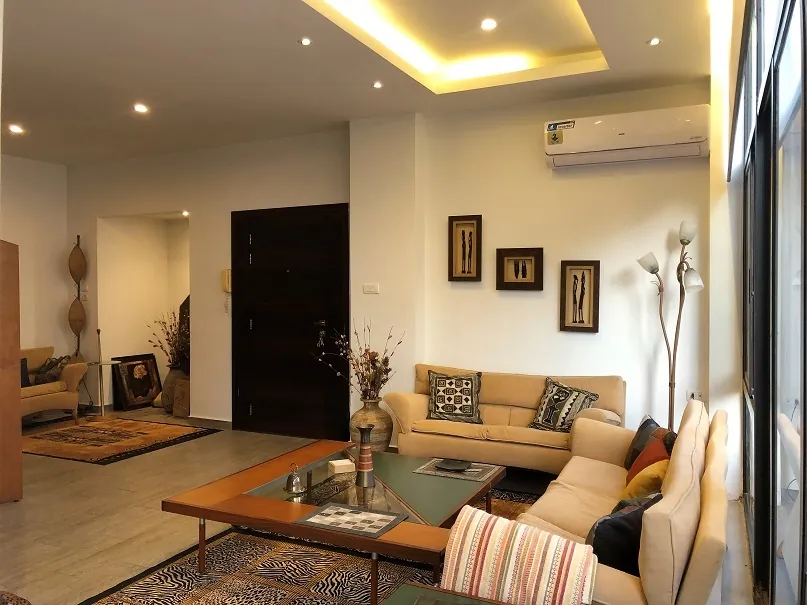 Furnished & Fully Renovated Apartment in Achrafieh, Beirut — photo 3