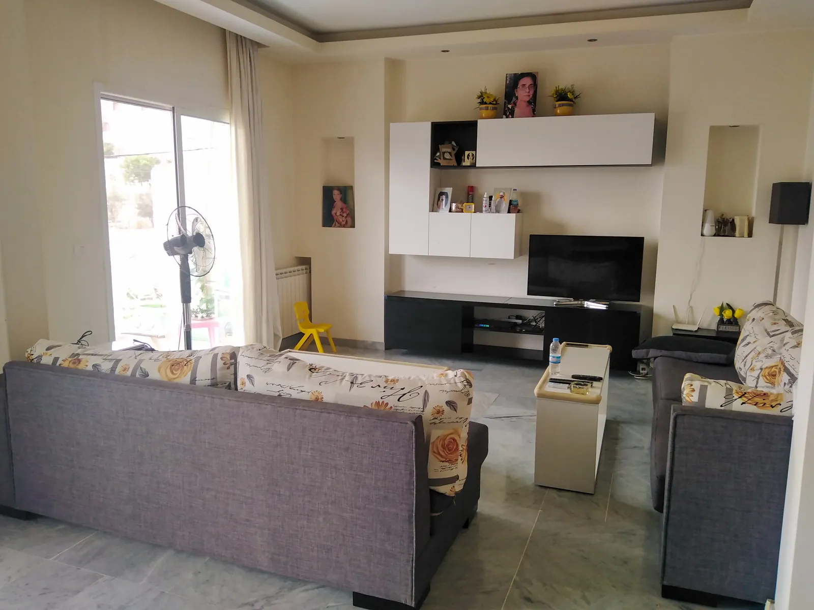 Spacious Apartment in Qornet El Hamra, Metn — الصورة 2