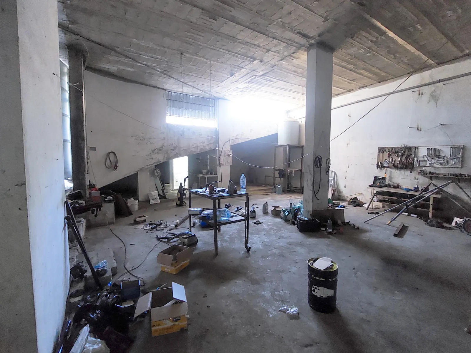 Warehouse in Mazraat Yachouh, Metn — photo 2