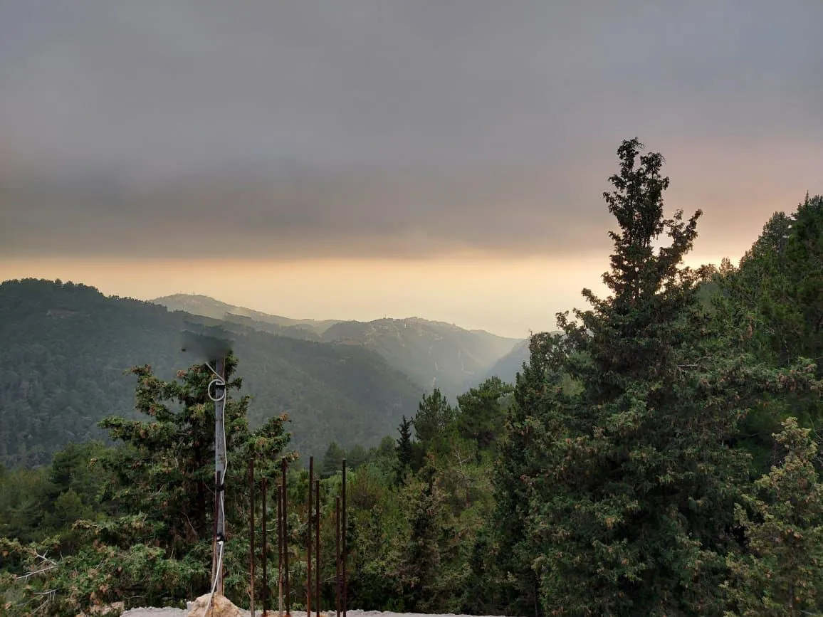 Land in Azra, Keserwan