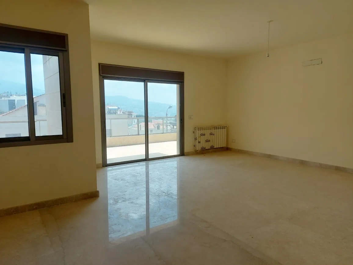 High-End Apartment in Sehayle, Keserwan with View — photo 2