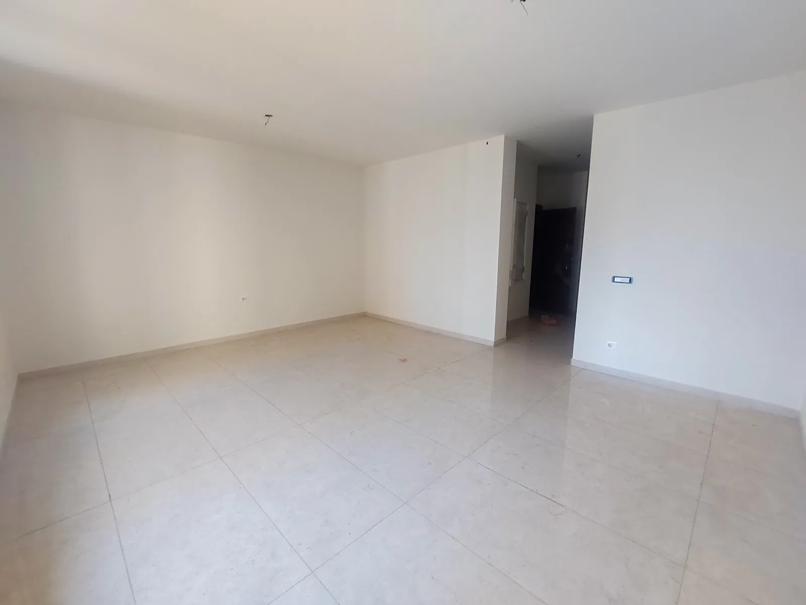 New Apartment in Dekwaneh, Metn — الصورة 3
