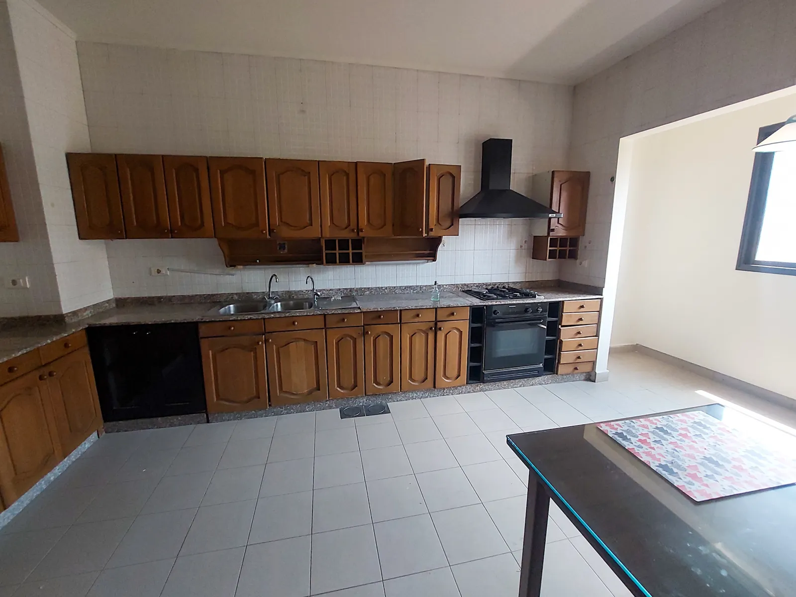 Apartment in Beit Chaar, Metn with Sea and Mountain View — الصورة 3