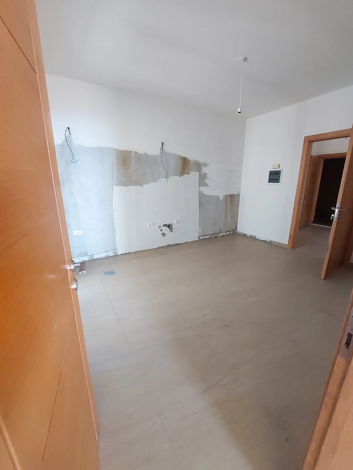 Duplex in Elissar, Metn with Panoramic Sea & Mountain View — الصورة 5