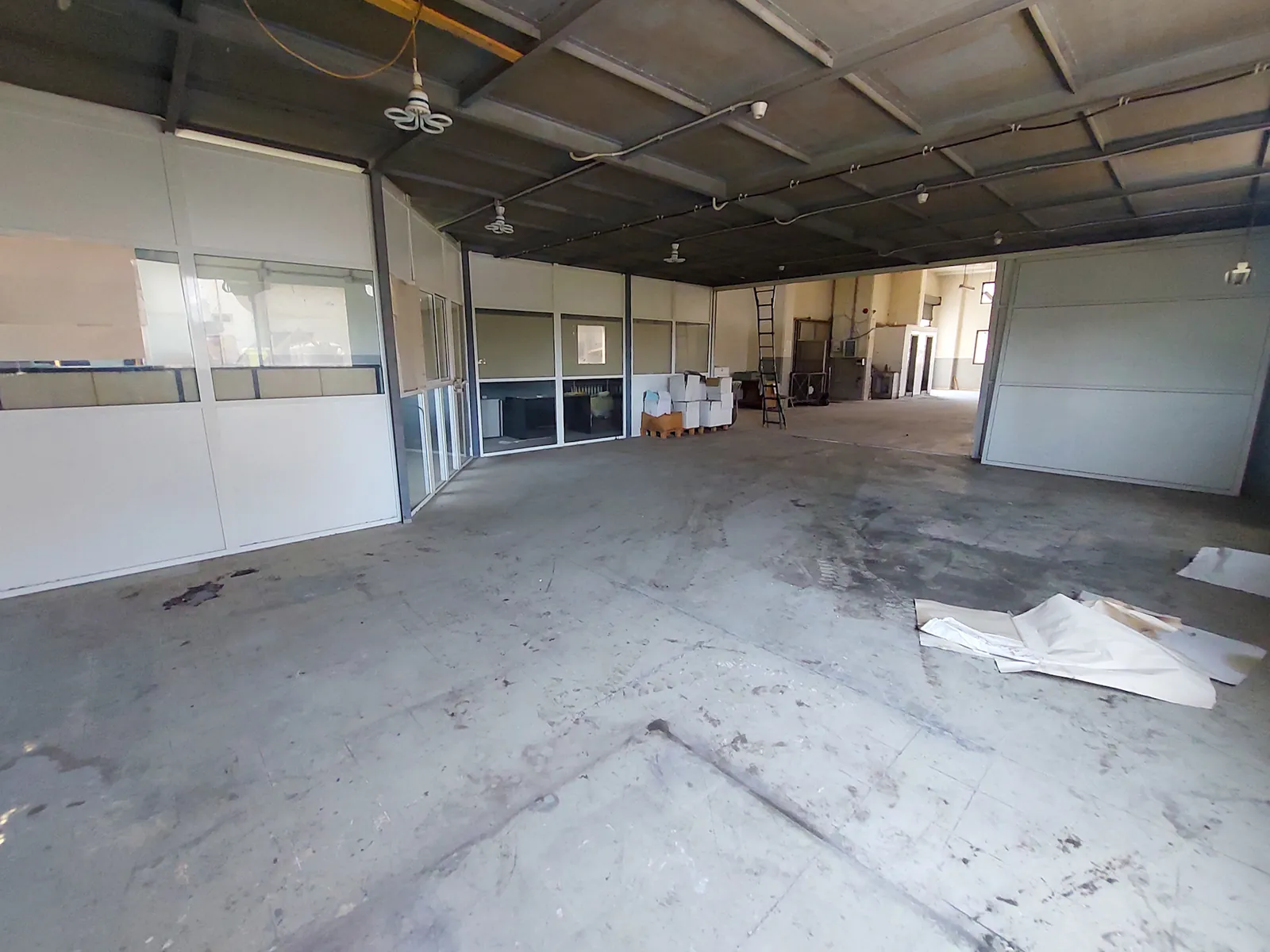 Industrial Warehouse in Dekwaneh, Metn — الصورة 4