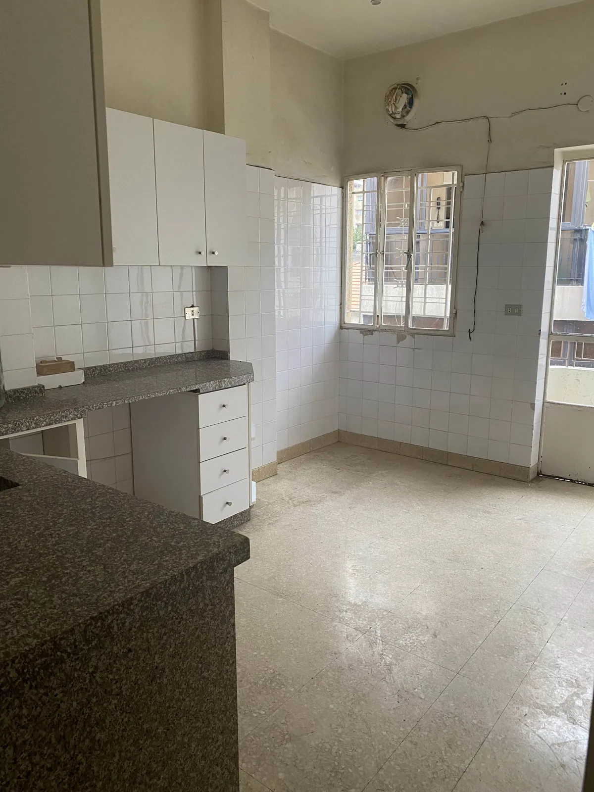 Apartment in Jal El Dib, Metn with Sea View — الصورة 3