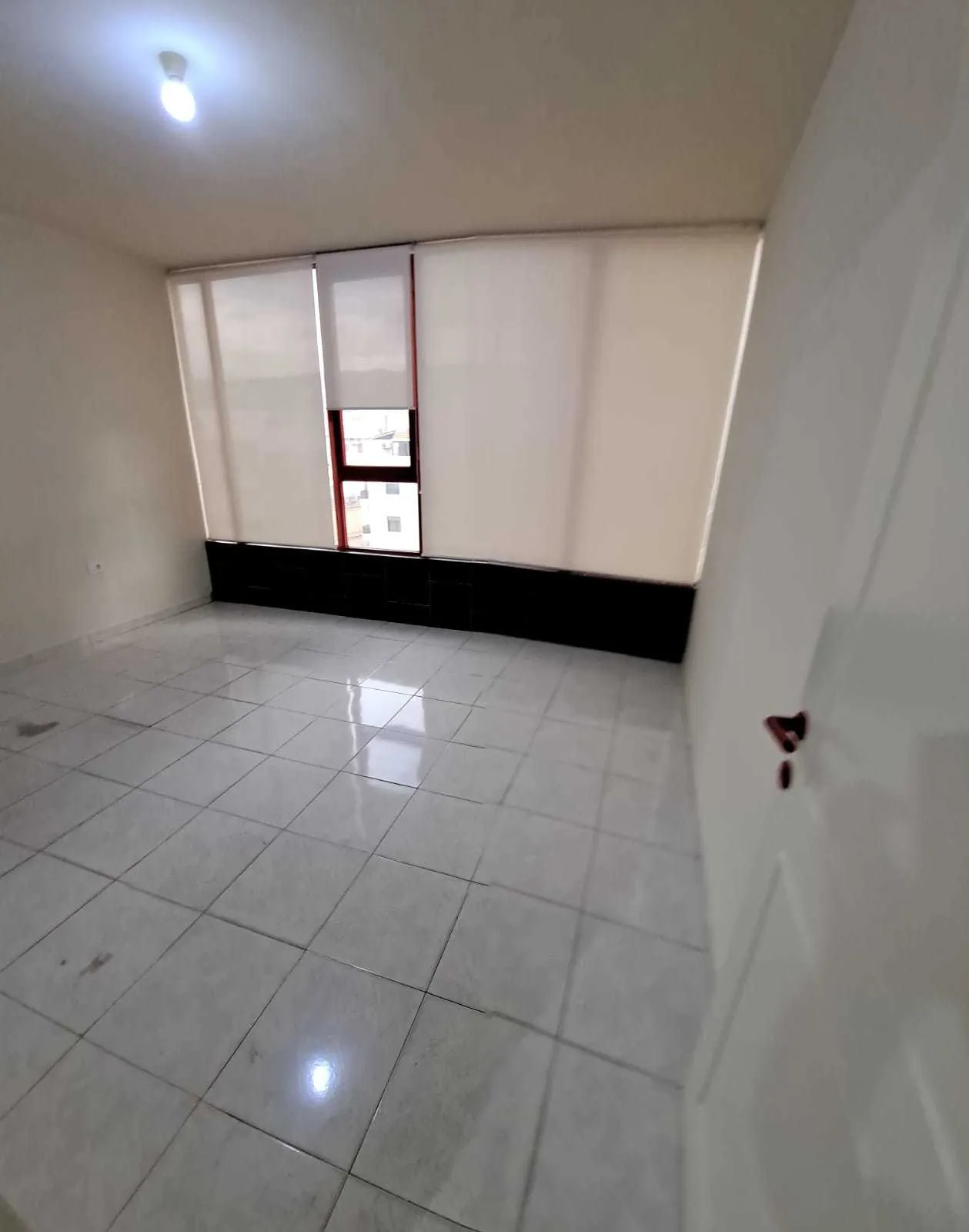Office for Sale or for Rent in Jdeideh, Metn