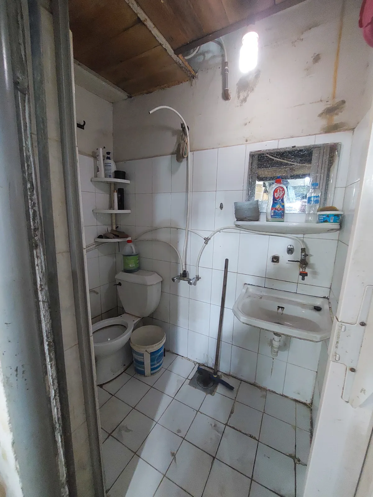 Warehouse in Dekwaneh, Metn — photo 2