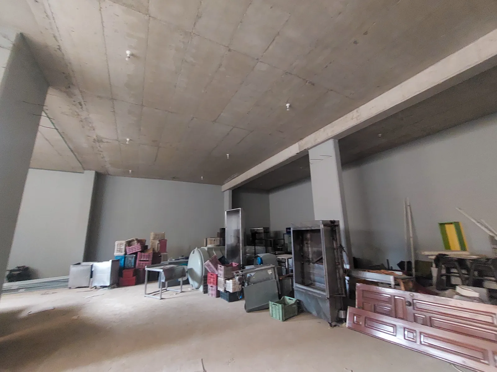 Industrial Warehouse for Rent in Mazraat Yachouh, Metn — الصورة 4