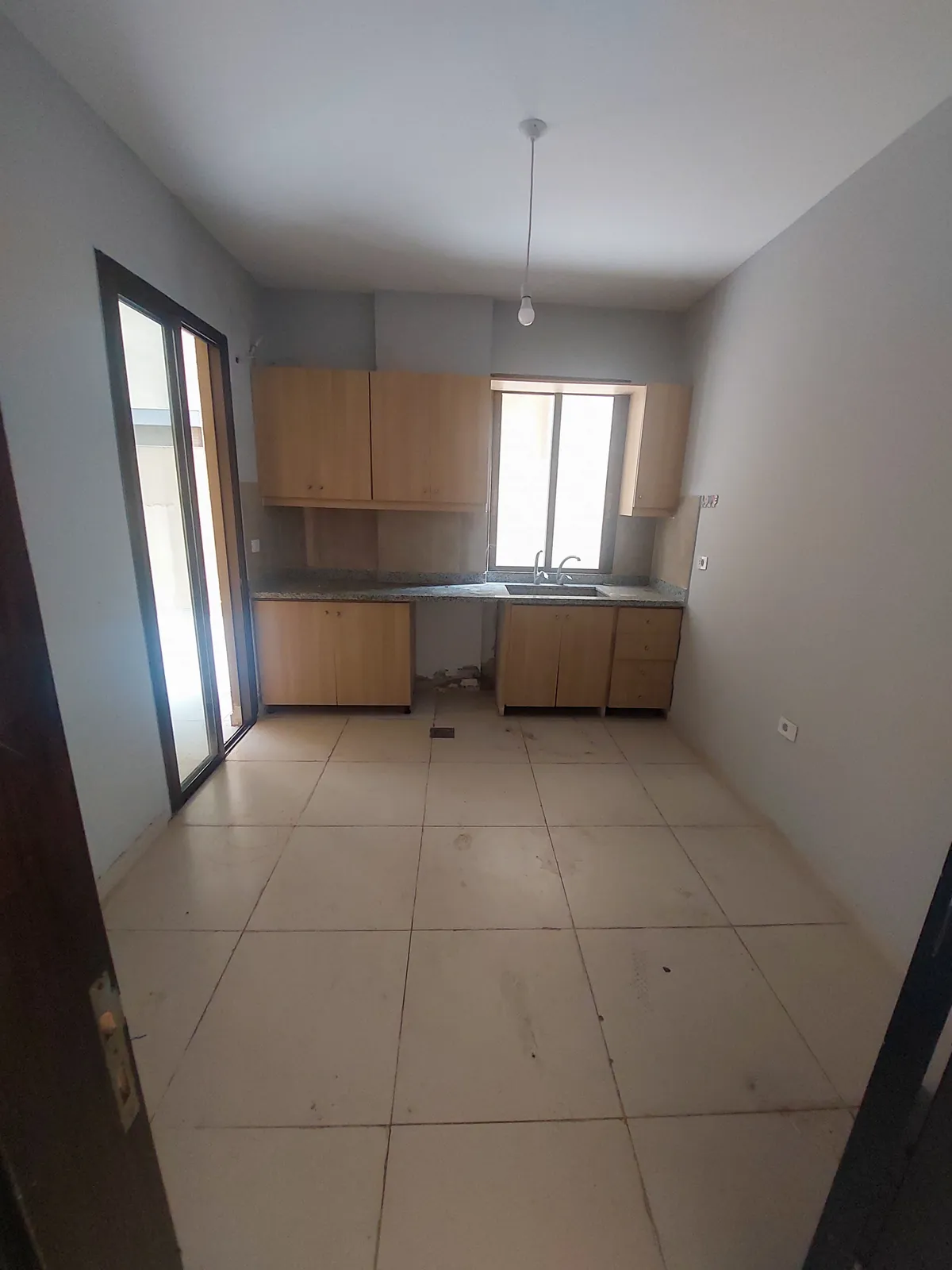 New Apartment in Dbayeh, Metn with Terrace — الصورة 4