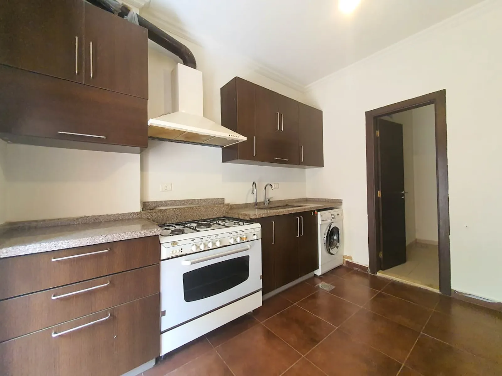 Duplex in Dik El Mehdi, Metn with Mountain View — الصورة 3
