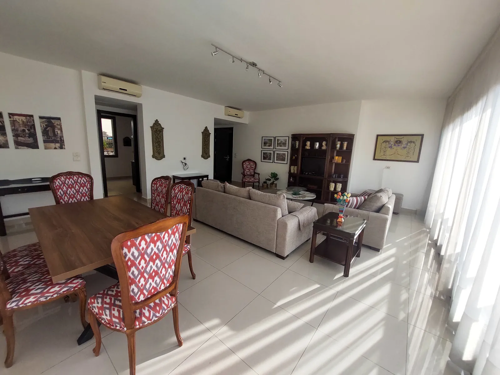 Furnished Apartment for Rent in Dbayeh, Metn with Mountain View — الصورة 2