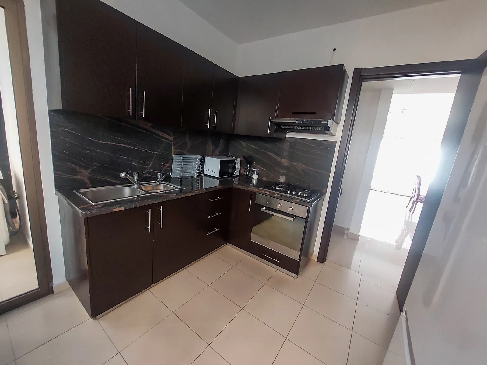Furnished Apartment for Rent in Dbayeh, Metn with Mountain View — الصورة 4