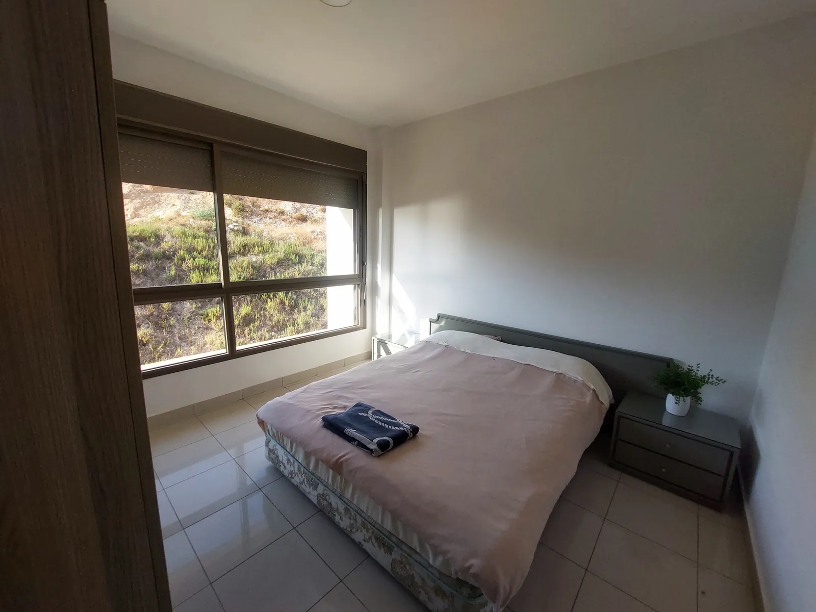 Furnished Apartment for Rent in Dbayeh, Metn with Mountain View — الصورة 5