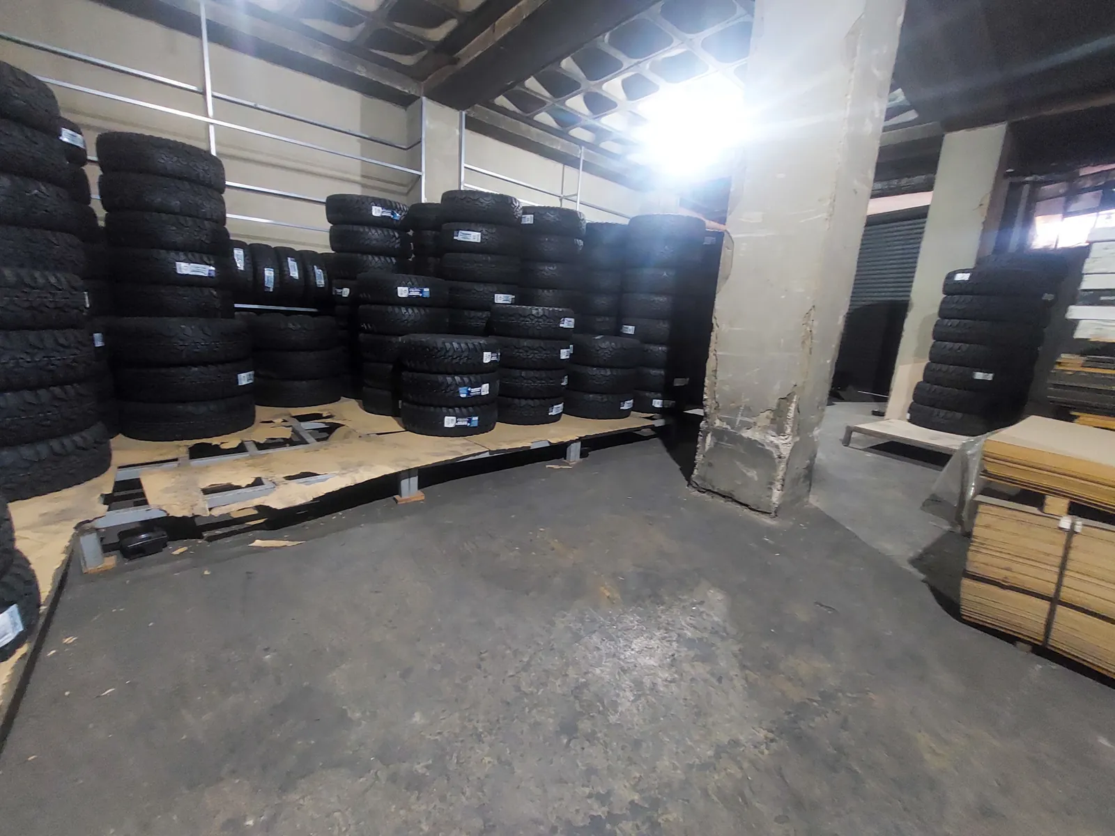 Prime Location Industrial Warehouse for Rent/Sale in Mar Roukoz — الصورة 2