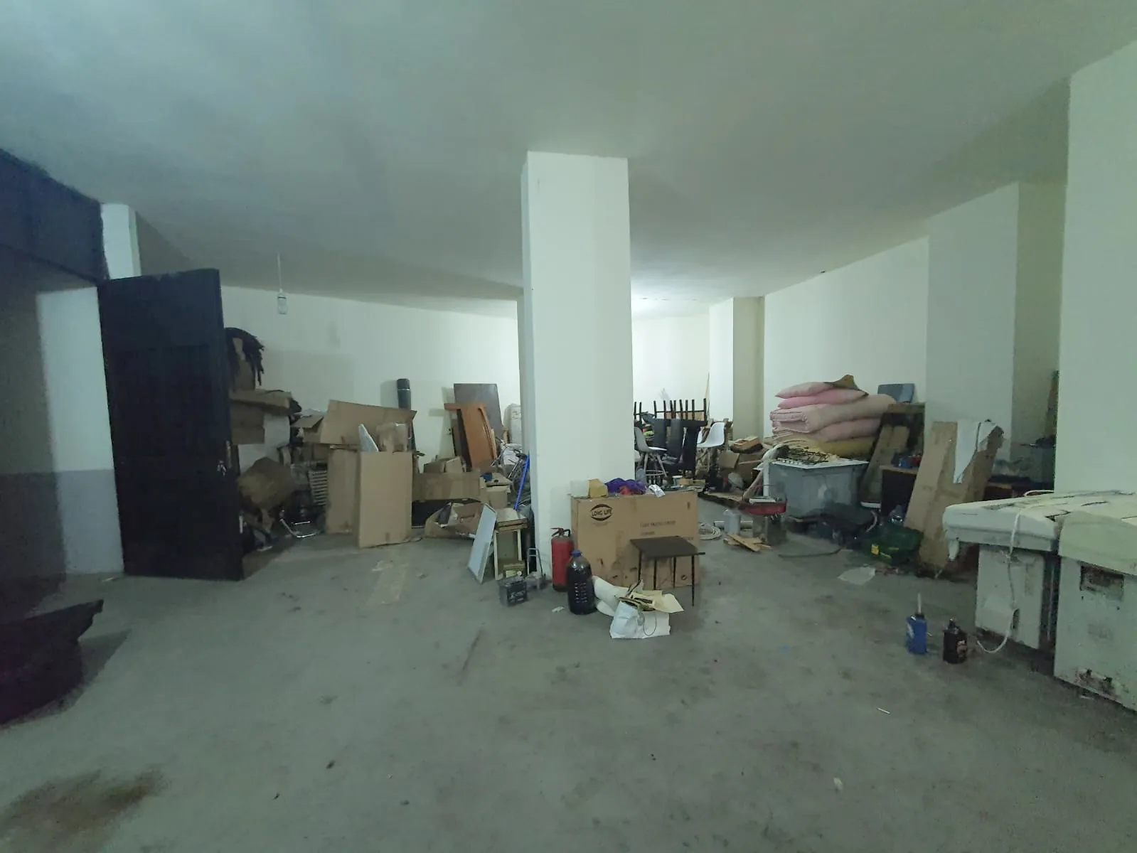 Warehouse in Zouk Mikael, Keserwan — الصورة 1