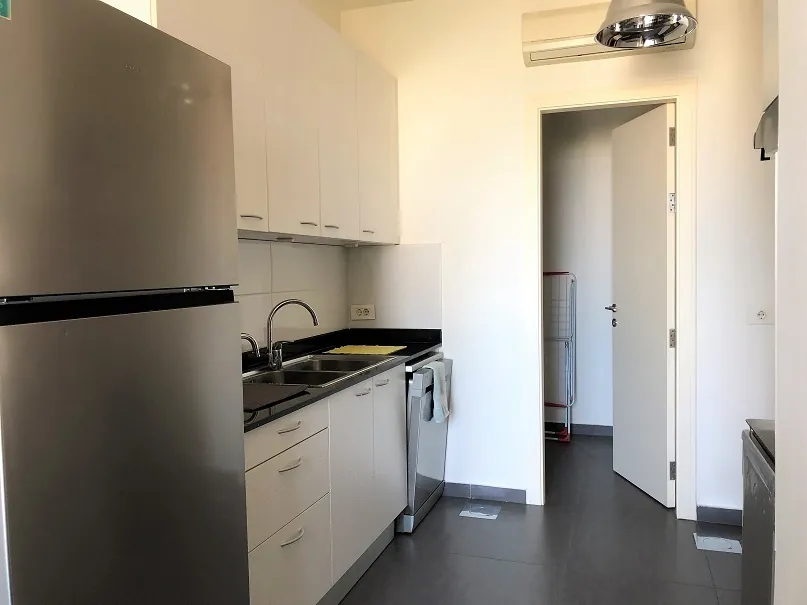 Furnished Apartment for Rent in Achrafieh, Beirut with City View — الصورة 4