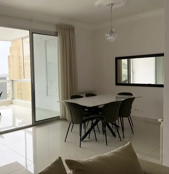 Furnished Apartment for Rent in Achrafieh, Beirut with City View — الصورة 2