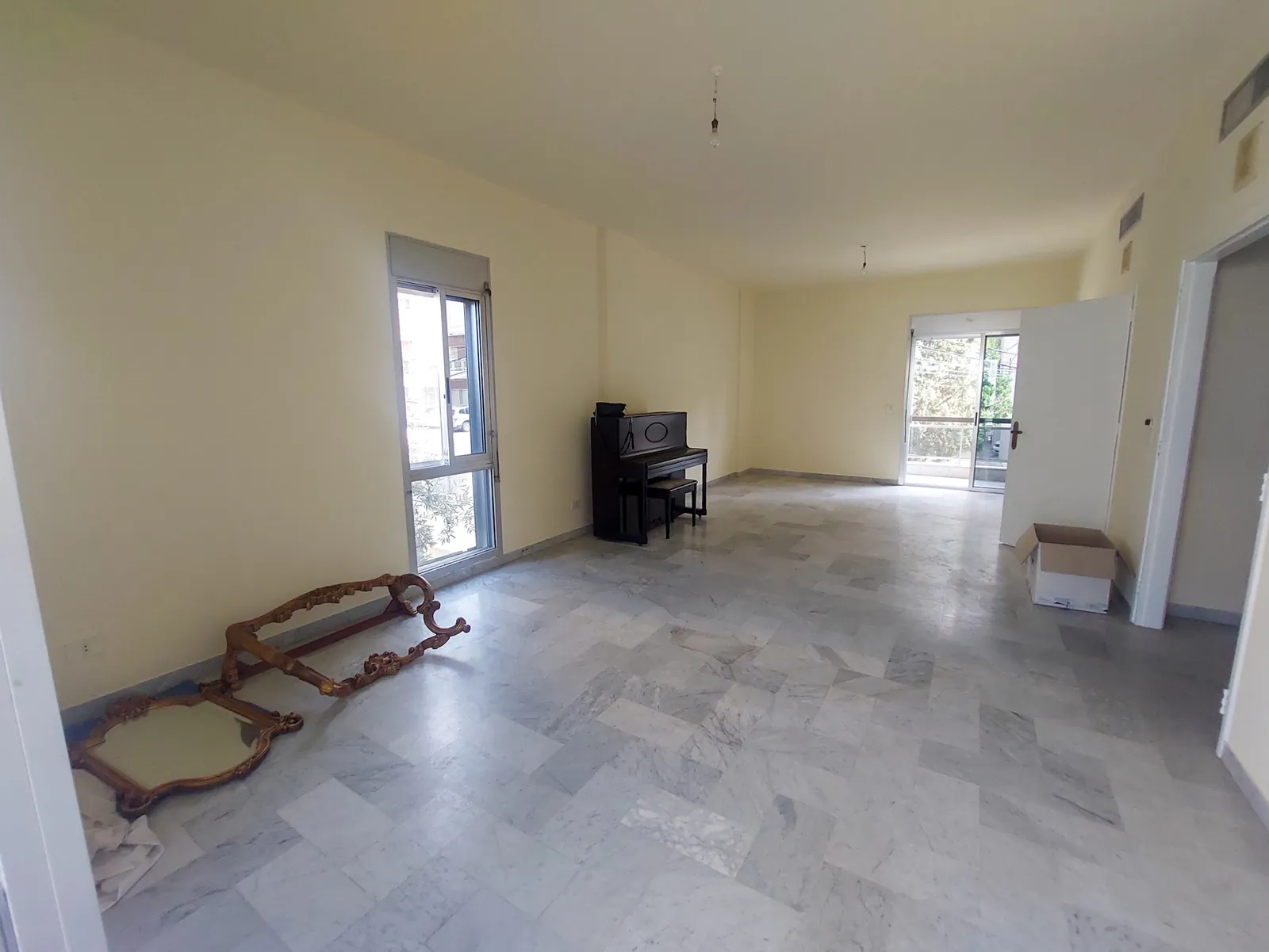 Prime Location Apartment for Rent in Naccache, Metn — الصورة 2