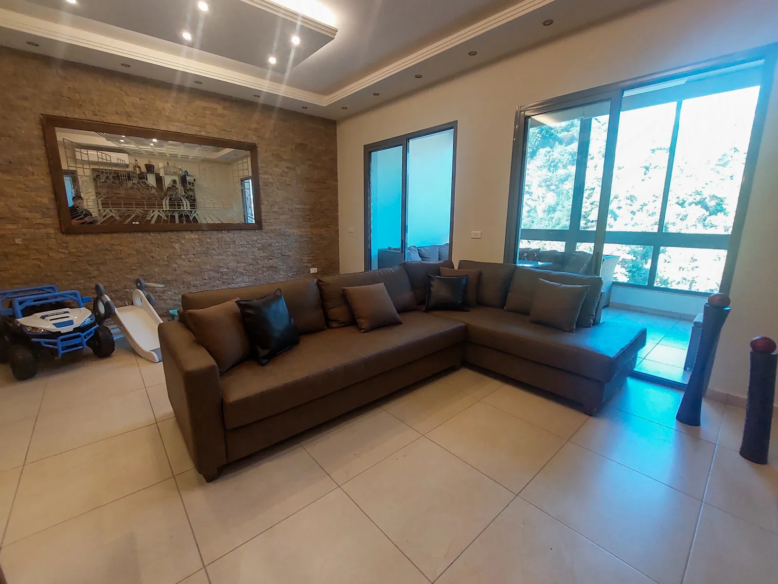 Furnished Apartment in Zikrit, Metn with Mountain View — الصورة 4