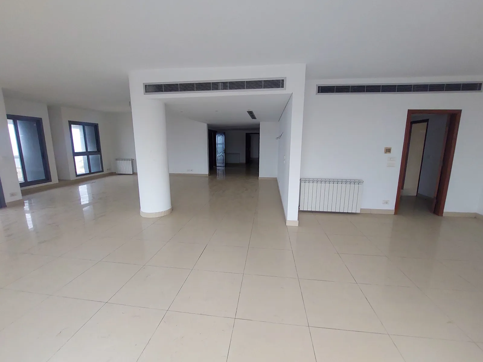 Apartment for Rent or Sale in Dbayeh, Metn with Sea View — الصورة 4