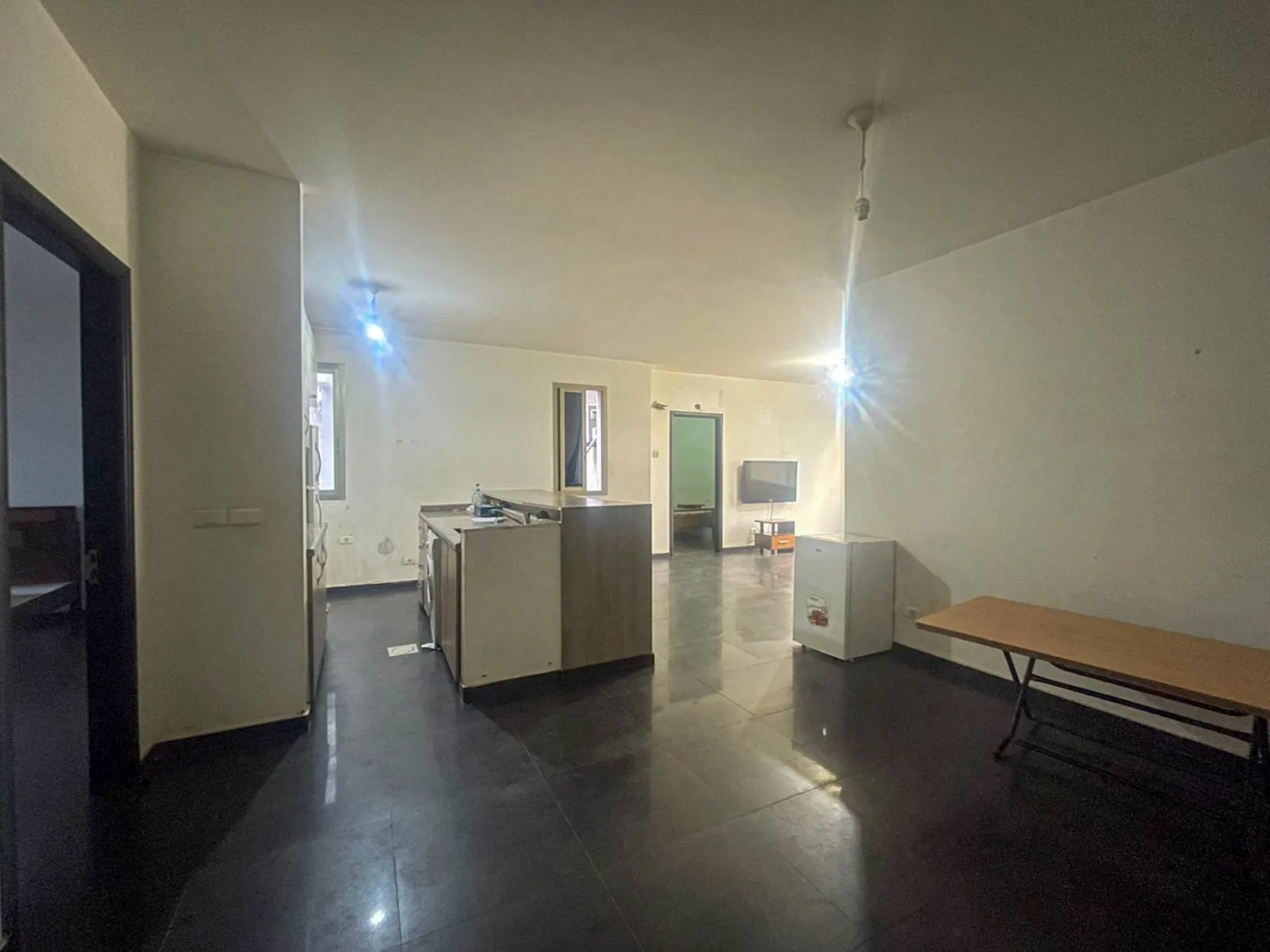 Semi Furnished Apartment for Rent in Dekwaneh, Metn — الصورة 4