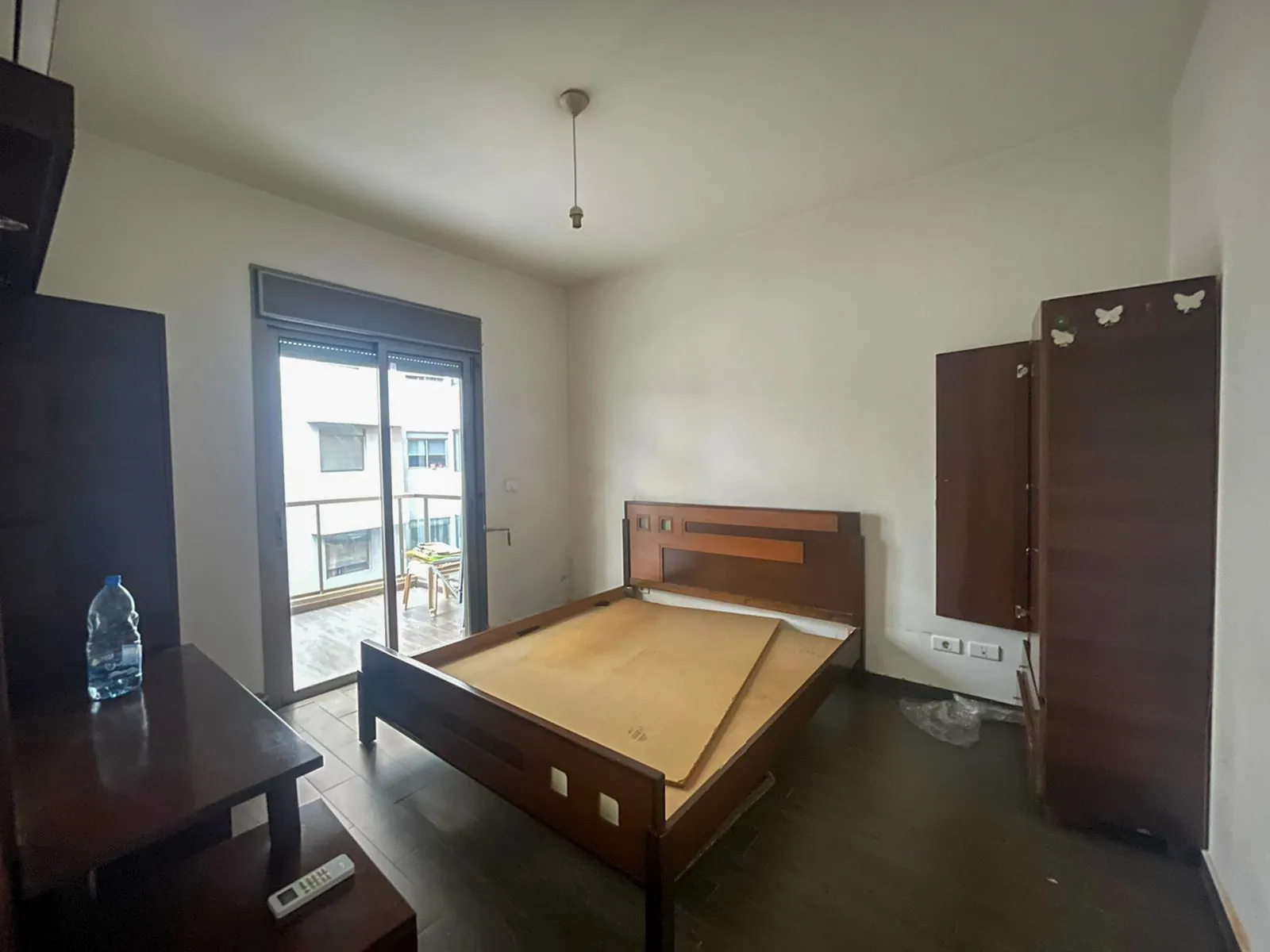 Semi Furnished Apartment for Rent in Dekwaneh, Metn — الصورة 5