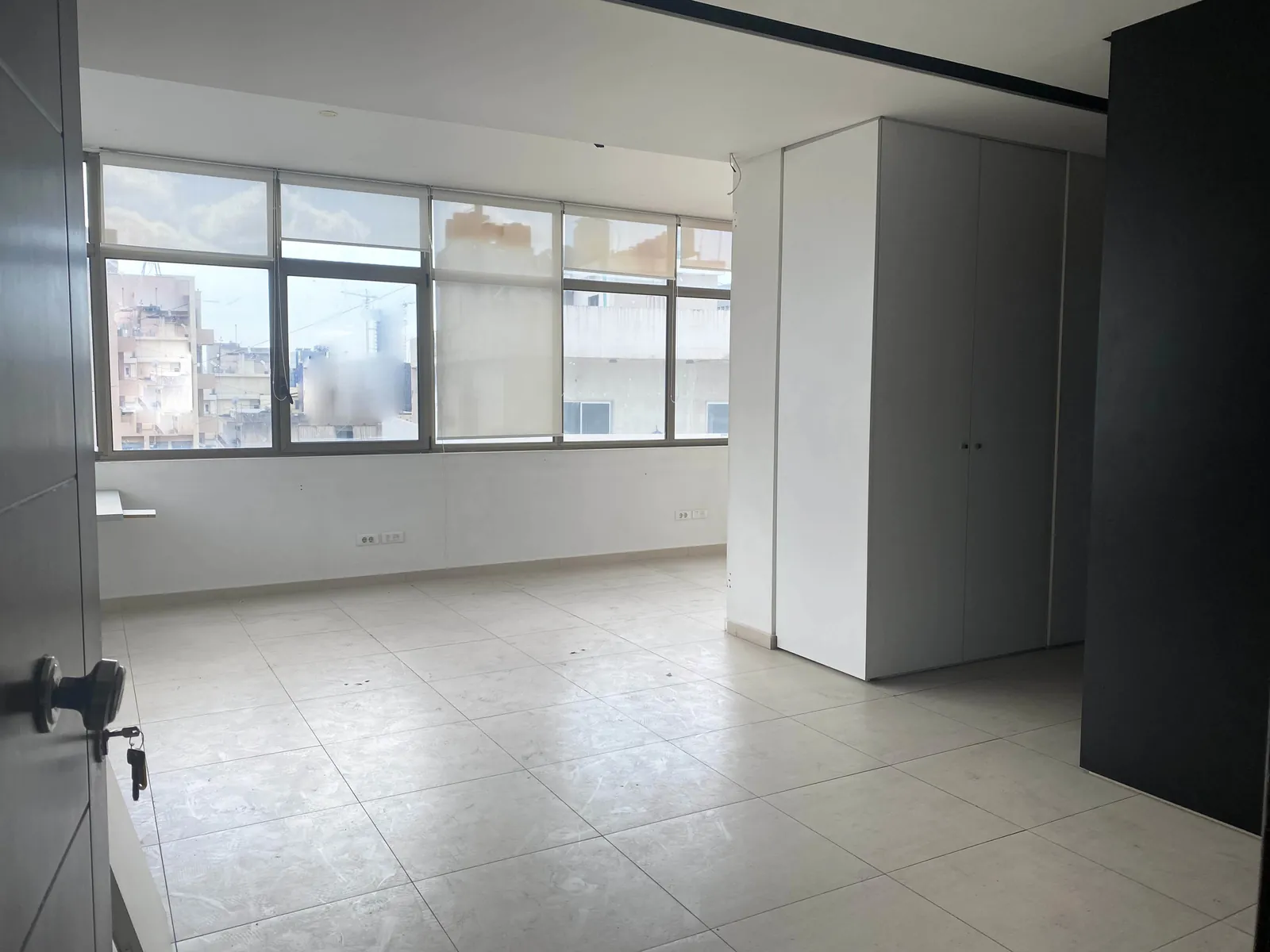 Prime Location Office for Rent in Jal El Dib, Metn — الصورة 2
