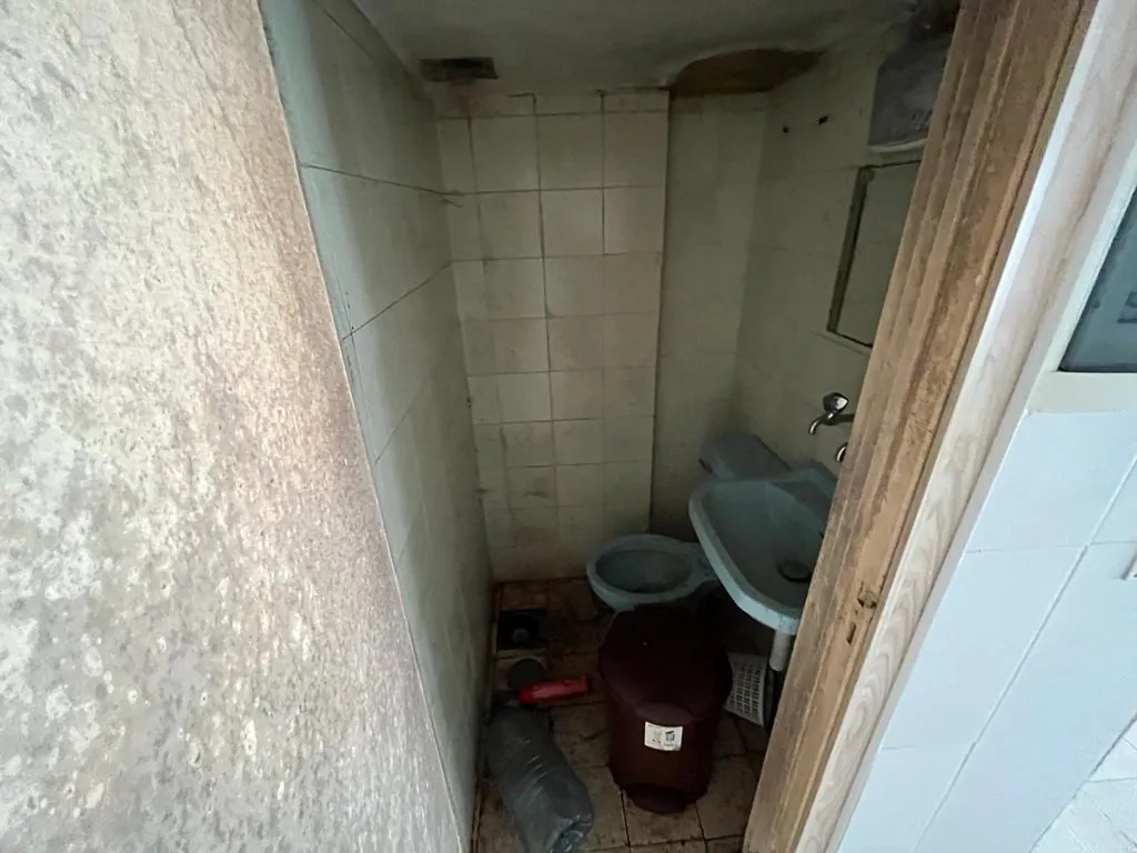 Prime Location Shop/Warehouse for Rent in Biakout, Metn — الصورة 2